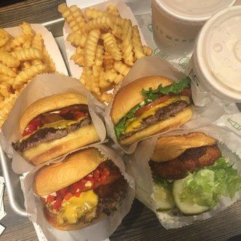 Shake Shack I-Drive - Ice Cream & Frozen Yogurt Near Me - Orlando, Florida Shake Shack I-Drive - Ice Cream & Frozen Yogurt Near Me - Orlando, Florida