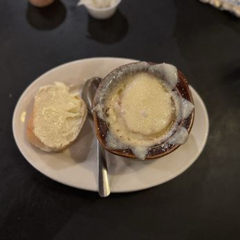 Blueberry Hill - American Near Me - Saint Louis, Missouri