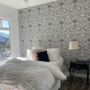Wallpaper Installer LA - Wallpapering Near Me - Los Angeles, California Wallpaper Installer LA - Wallpapering Near Me - Los Angeles, California