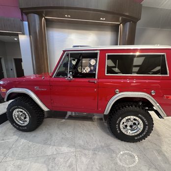 Savoy Automobile Museum - 73 Bronco - Museums Near Me - Cartersville, Georgia