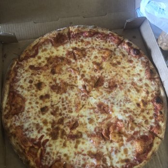 Fratelli's Italian Restaurant - 17" Family Cheese Pizza - Italian Near Me - Delray Beach, Florida