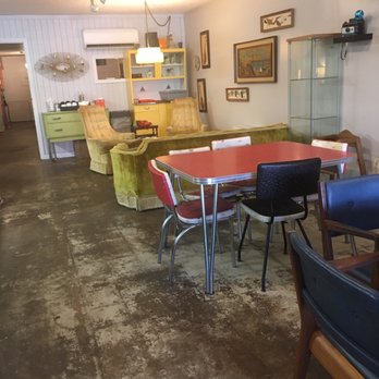 The Bean Coffee Shop - Tons of seating - Desserts Near Me - Auburn, Alabama The Bean Coffee Shop - Tons of seating - Desserts Near Me - Auburn, Alabama