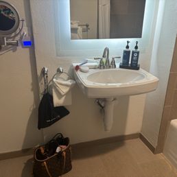 Bathroom Bathroom