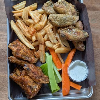 Bar Down Gastropub - Garlic parm and Cajun roasted red pepper wings, sauce with fries and veggies - Poutineries Near Me - Whitby, Ontario Bar Down Gastropub - Garlic parm and Cajun roasted red pepper wings, sauce with fries and veggies - Poutineries Near Me - Whitby, Ontario