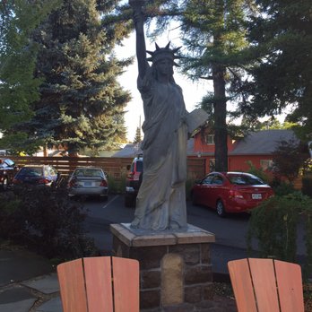 Mill Inn - Bed & Breakfast Near Me - Bend, Oregon