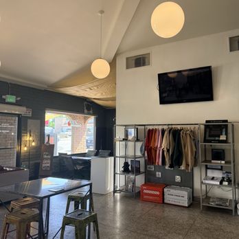 AT230 - Coffee & Tea Near Me - La Habra, California