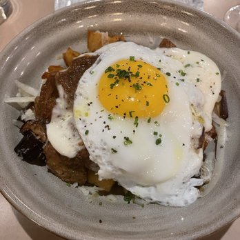 LÝRA - Short Rib Hash - Greek Near Me - Chicago, Illinois LÝRA - Short Rib Hash - Greek Near Me - Chicago, Illinois