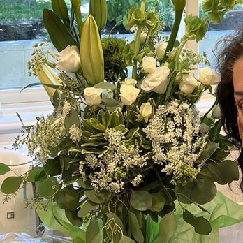 Cattails Florist - $100 budget and few guidelines. An amazing job by the florist! - Florists Near Me - Danville, California