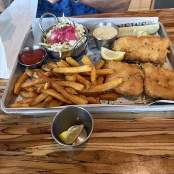Slapfish - Fish and chips - Seafood Near Me - Noblesville, Indiana Slapfish - Fish and chips - Seafood Near Me - Noblesville, Indiana