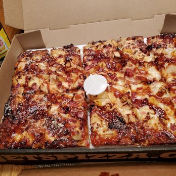 Jet's Pizza - "Speciality Aloha Chicken" = BBQ sauce, Diced Grilled Chicken, Bacon, Pineapple With Turbo Crust = "Satisfying Sweetness!" ~ 11/6/2020 - Pizza Near Me - Macomb, Michigan Jet's Pizza - "Speciality Aloha Chicken" = BBQ sauce, Diced Grilled Chicken, Bacon, Pineapple With Turbo Crust = "Satisfying Sweetness!" ~ 11/6/2020 - Pizza Near Me - Macomb, Michigan