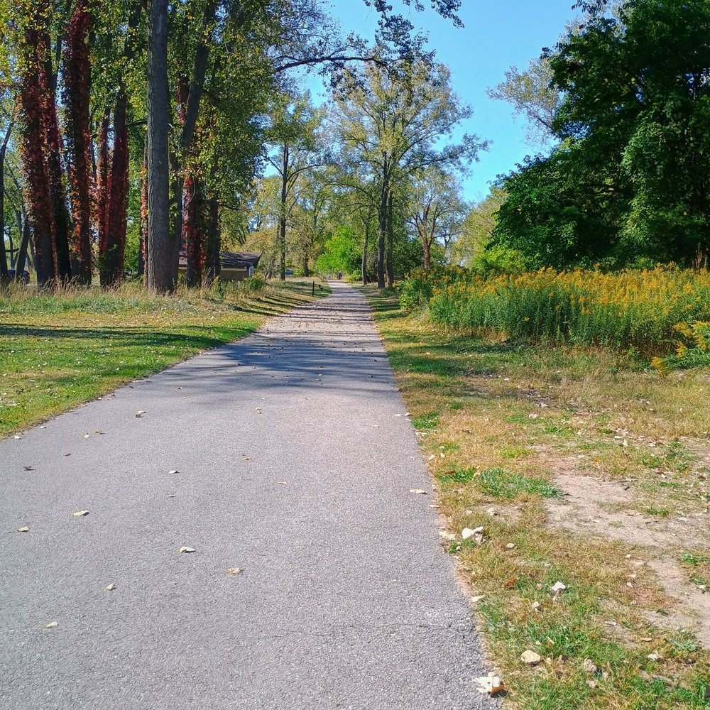 Headlands Beach State Park - Paved walking trails more than a mile - Lakes Near Me - Mentor, Ohio Headlands Beach State Park - Paved walking trails more than a mile - Lakes Near Me - Mentor, Ohio