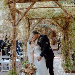 Arrowhead Pine Rose Cabins - Aisle