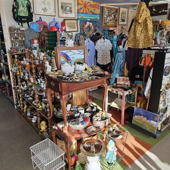 An Unexpected Treasure Hunt - Little treasures - Antiques Near Me - Birch Run, Michigan