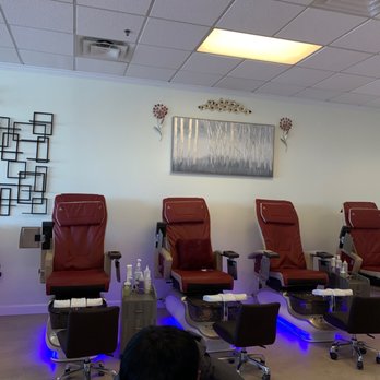 IQ Nails Salon - Those seats will be filled #BookUrAptBow - Nail Salons Near Me - Brookfield, Wisconsin