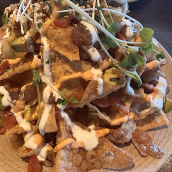 Iron Horse Tavern - Tuna poke nachos - New American Near Me - Folsom, California