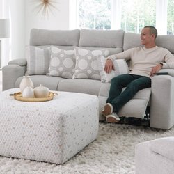 Cardi's Furniture & Mattresses Outlet
