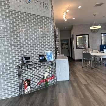 InOptix Eyecare - Lobby of the InOptiX - Optometrists Near Me - Jacksonville, Florida InOptix Eyecare - Lobby of the InOptiX - Optometrists Near Me - Jacksonville, Florida
