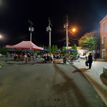 Lightfoot Restaurant - Plenty of outdoor seating in a beautiful setting - American Near Me - Leesburg, Virginia Lightfoot Restaurant - Plenty of outdoor seating in a beautiful setting - American Near Me - Leesburg, Virginia
