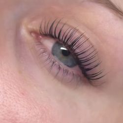 Lovely Lashes