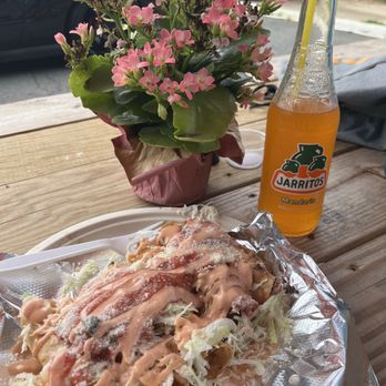El Rinconcito Del Sabor - This is the taquitos de pollo - Food Trucks Near Me - Charlottesville, Virginia El Rinconcito Del Sabor - This is the taquitos de pollo - Food Trucks Near Me - Charlottesville, Virginia