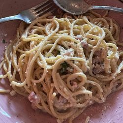 L'Osteria - Das war der Rest, so viel Nudeln kann ich nicht essen, aber es war keine Sauce mehr dabei. Die war nur für die halbe Nudelmenge berechnet.