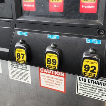 Safeway Gas Station - Cheapest gas around this area - Gas Stations Near Me - Gresham, Oregon