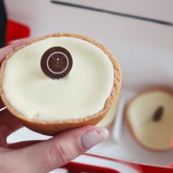 Love Me Sweet Japanese Cheesecake - Original Cheese tart