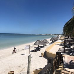 Reef - Beaches were clean.