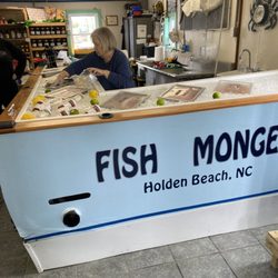 Fish Peddler Seafood - Counter