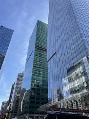 Salesforce Tower by null