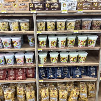 Buc-ee’s - Inside store - Gas Stations Near Me - Fort Valley, Georgia
