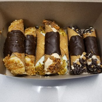 Theresa's Bakery - Cannoli' s - Bakeries Near Me - Cleveland, Ohio Theresa's Bakery - Cannoli' s - Bakeries Near Me - Cleveland, Ohio