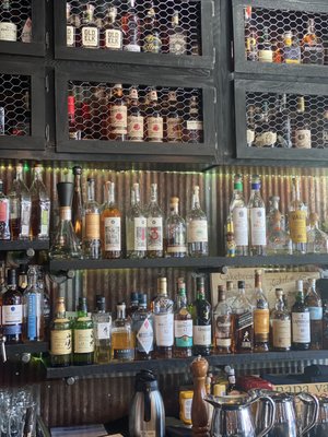 Tailgate Tavern & Grill by null