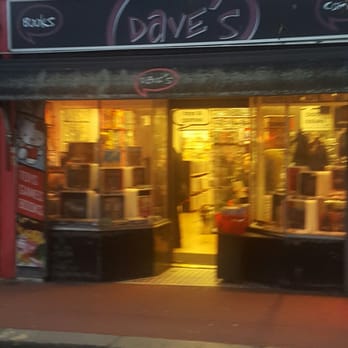 Dave's Comics - Comic Books Near Me - Brighton, BNH