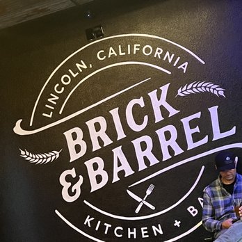 Brick & Barrel - Inside - Pizza Near Me - Lincoln, California Brick & Barrel - Inside - Pizza Near Me - Lincoln, California