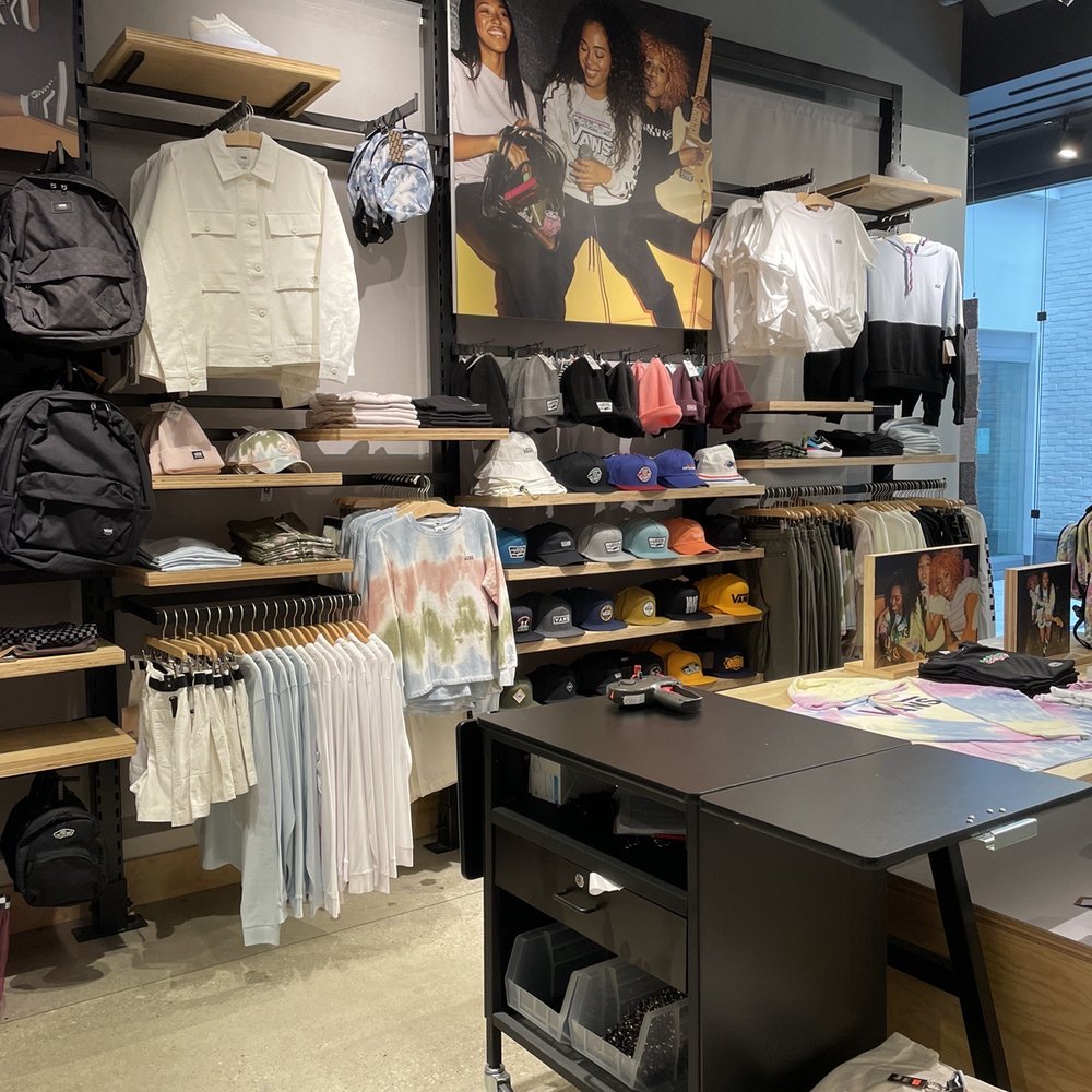 Vans Store - (4/1/2021) - Shoe Stores Near Me - Columbus, Ohio Vans Store - (4/1/2021) - Shoe Stores Near Me - Columbus, Ohio