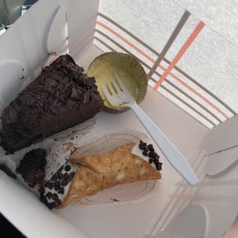 Manan Bakery - Fudge cake,Creme Brûlée, cannoli - Bakeries Near Me - Las Vegas, Nevada