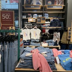 Levi’s Outlet Store