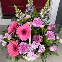 MC Designz Floral Arrangements