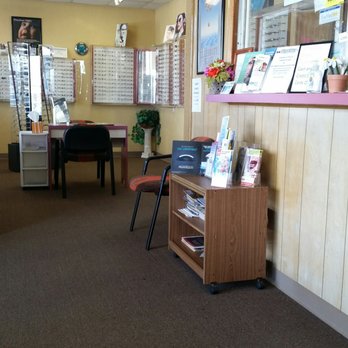 Preferred Eye Care - Preferred Eye Care's waiting area. - Optometrists Near Me - Houston, Texas Preferred Eye Care - Preferred Eye Care's waiting area. - Optometrists Near Me - Houston, Texas