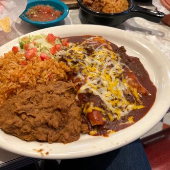Chuy's - Beef fajita enchiladas - Tex-Mex Near Me - Austin, Texas