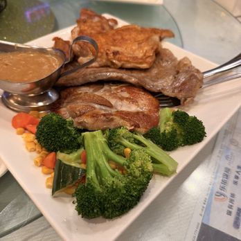 Longten Cafe - 106. Grilled Pork Chop / 香煎豬扒 - Hong Kong Style Cafe Near Me - Monterey Park, California