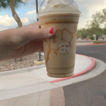Black Rock Coffee Bar - Blended caramel blondie - Coffee & Tea Near Me - Mesa, Arizona