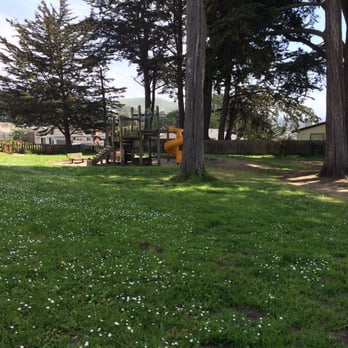 Edgemar Park - Playground - Parks Near Me - Pacifica, California