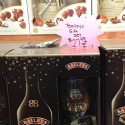 J&V Wine and Spirits - Nice baileys gift set for $27.99