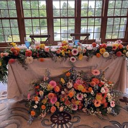 Bellisario Florist - Sweetheart table