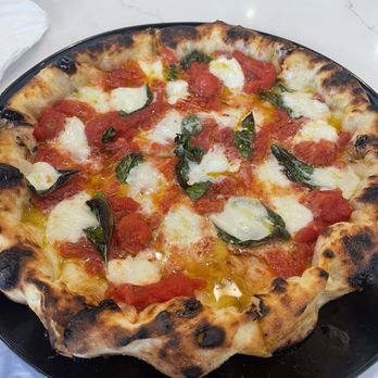 Sei Pizza Bar - Margherita Pizze - Pizza Near Me - Los Angeles, California