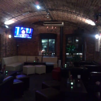 Aire Bar - Pubs Near Me - Leeds, XWY