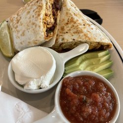 Umami Cafe and Catering - Breakfast burrito