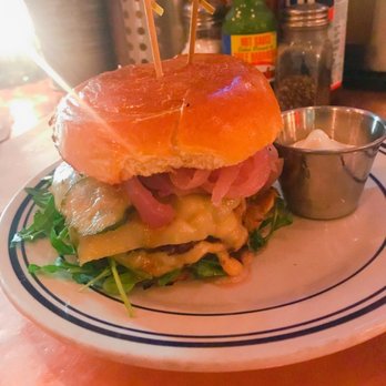 Duke's Grocery - Proper Burger - Pubs Near Me - Washington, DC, District of Columbia